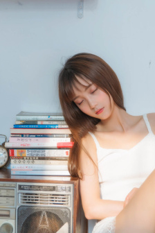 女班长把内裤掀起给我揉